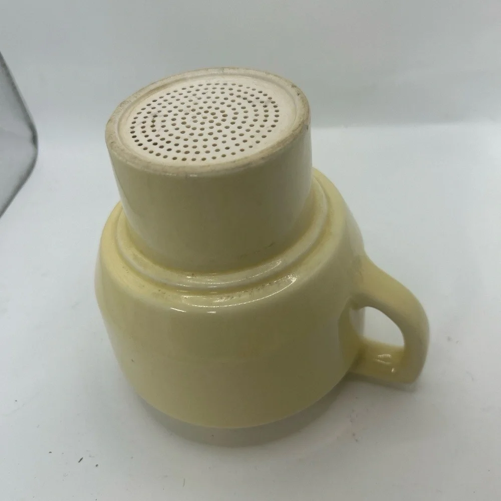 N/A pale yellow